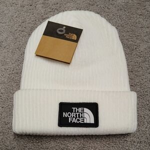 NWT The North Face Ribbed White Winter  Beanie Hat Unisex